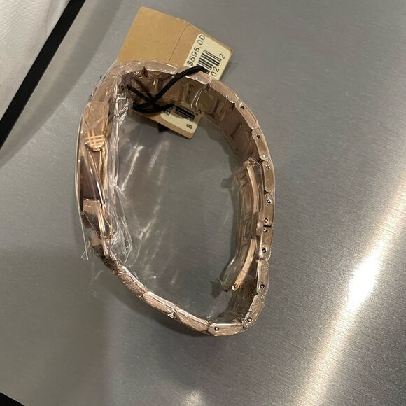 NIB Brown Dial Rose Gold Burberry Watch - Picture 9 of 16